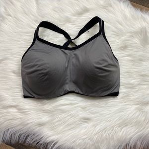 Natori gray and black bra